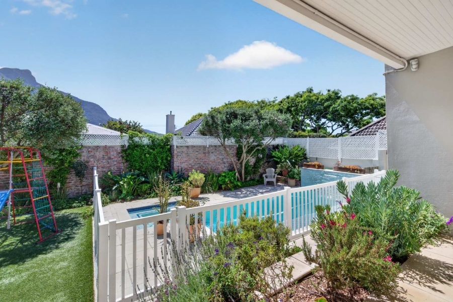 5 Bedroom Property for Sale in Claremont Upper Western Cape
